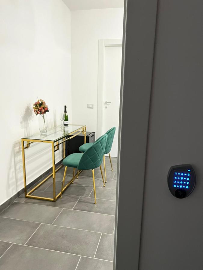 Habitat Luxury Suites Bellona エクステリア 写真