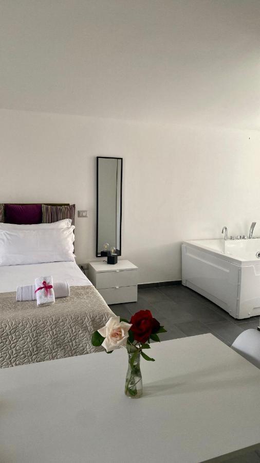 Habitat Luxury Suites Bellona エクステリア 写真