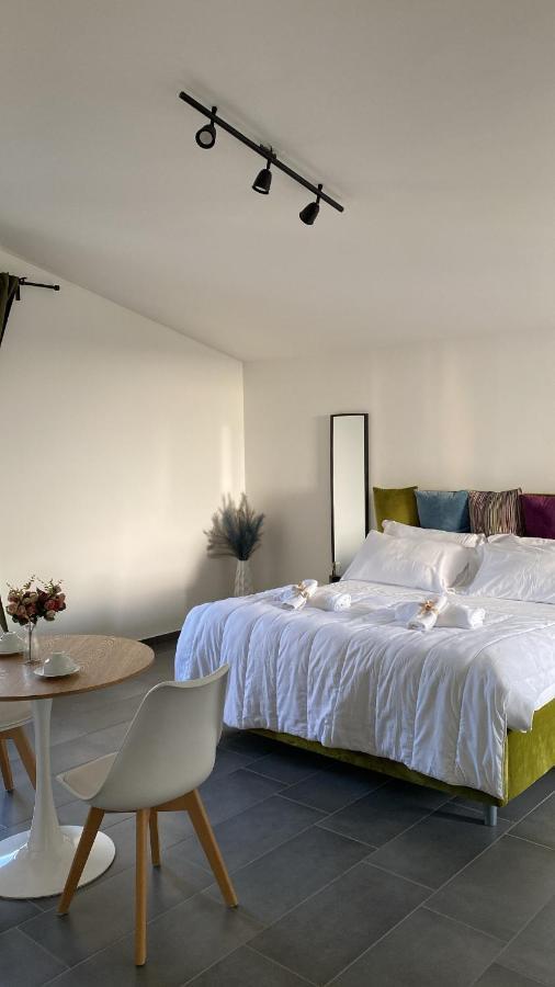 Habitat Luxury Suites Bellona エクステリア 写真