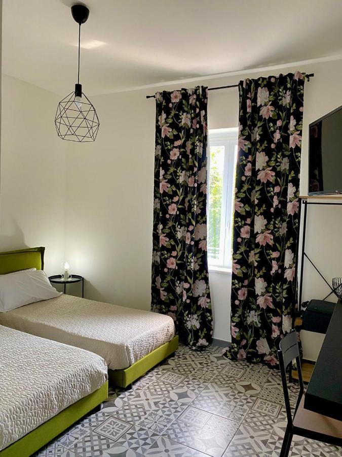 Habitat Luxury Suites Bellona エクステリア 写真
